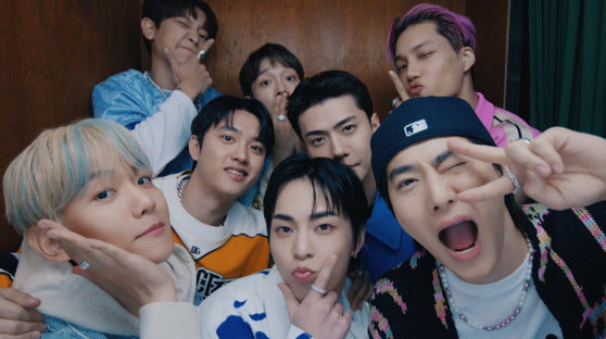 exo-l, engene on weekends, organic t-shirt (kpop)
